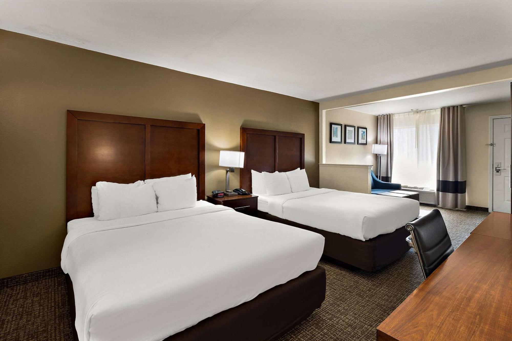 Comfort Inn & Suites Sequoia Kings Canyon Three Rivers Exterior photo